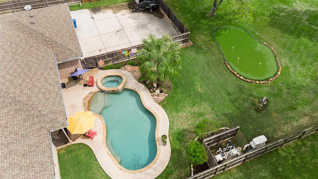 12431 Lake Vista Drive, Willis, Texas image 39