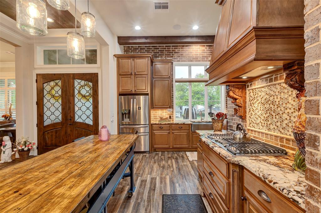 12431 Lake Vista Drive, Willis, Texas image 10