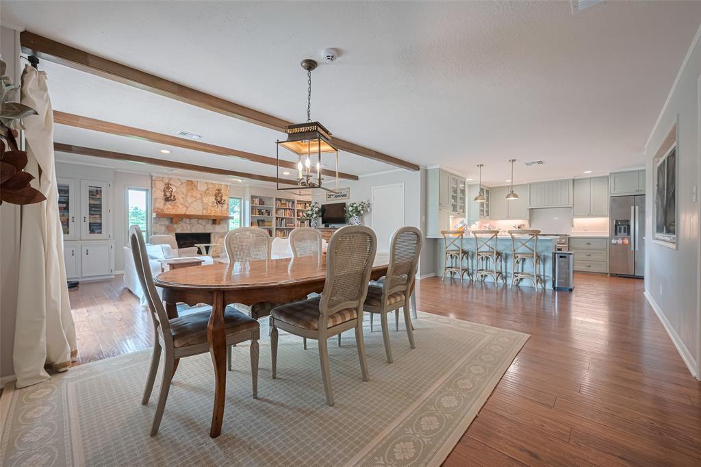 2211 Wycliffe Drive