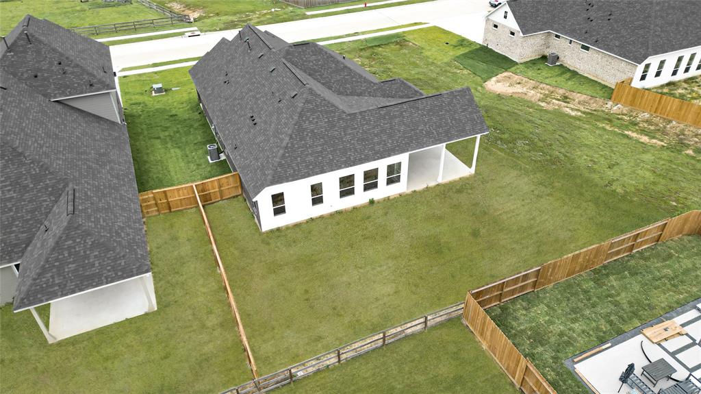 123 Big Spring Drive, Anahuac, Texas image 5