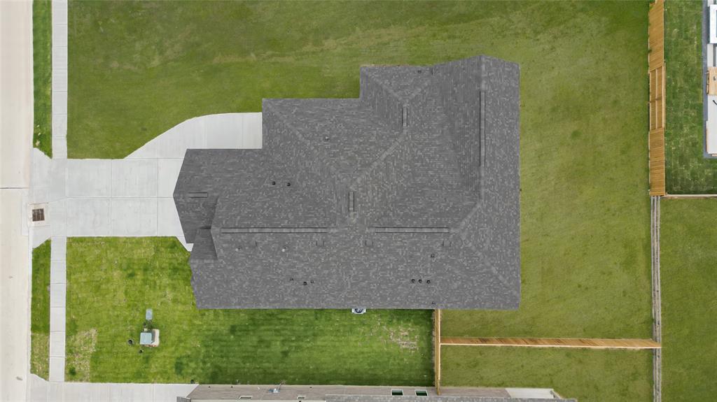123 Big Spring Drive, Anahuac, Texas image 6