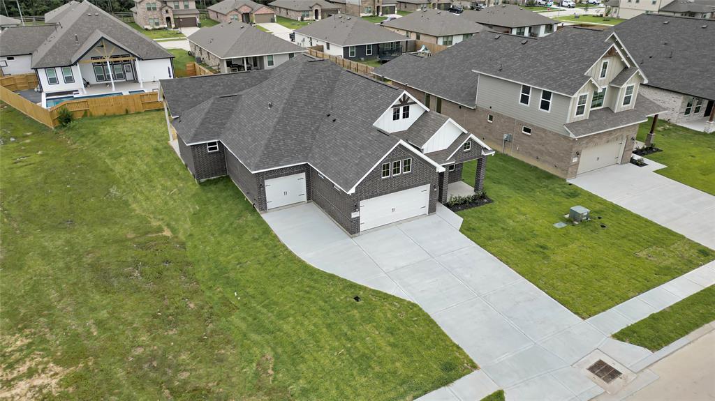 123 Big Spring Drive, Anahuac, Texas image 1