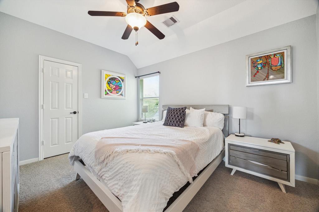 86 N Victoriana Circle, The Woodlands, Texas image 15