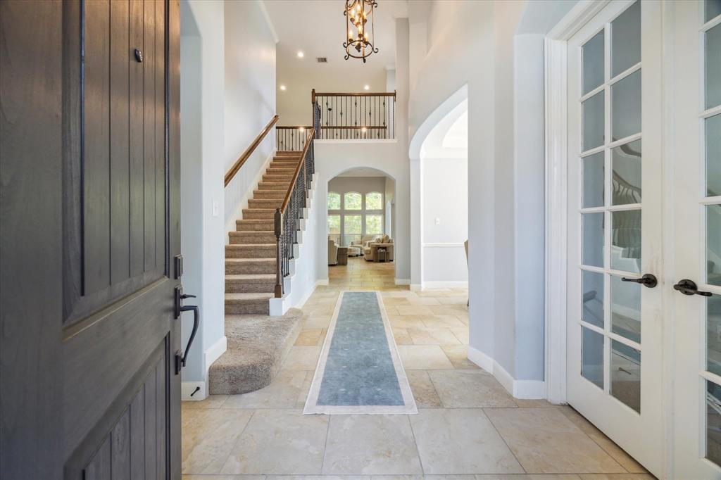 86 N Victoriana Circle, The Woodlands, Texas image 3