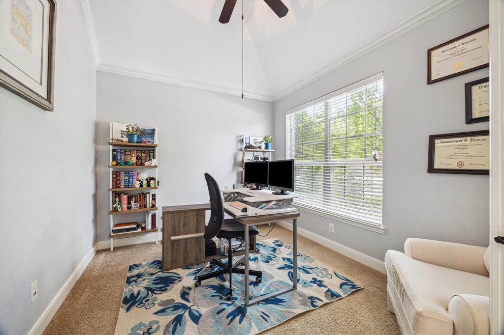 86 N Victoriana Circle, The Woodlands, Texas image 18