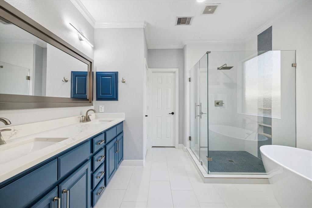 86 N Victoriana Circle, The Woodlands, Texas image 11