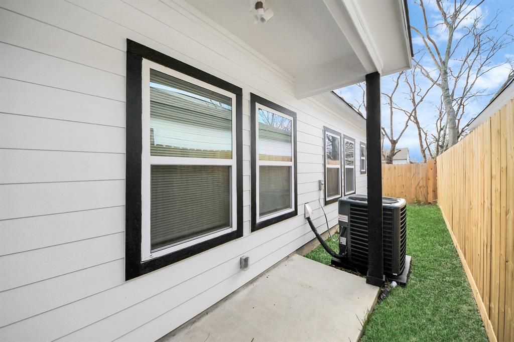326 Gans Street, Houston, Texas image 24