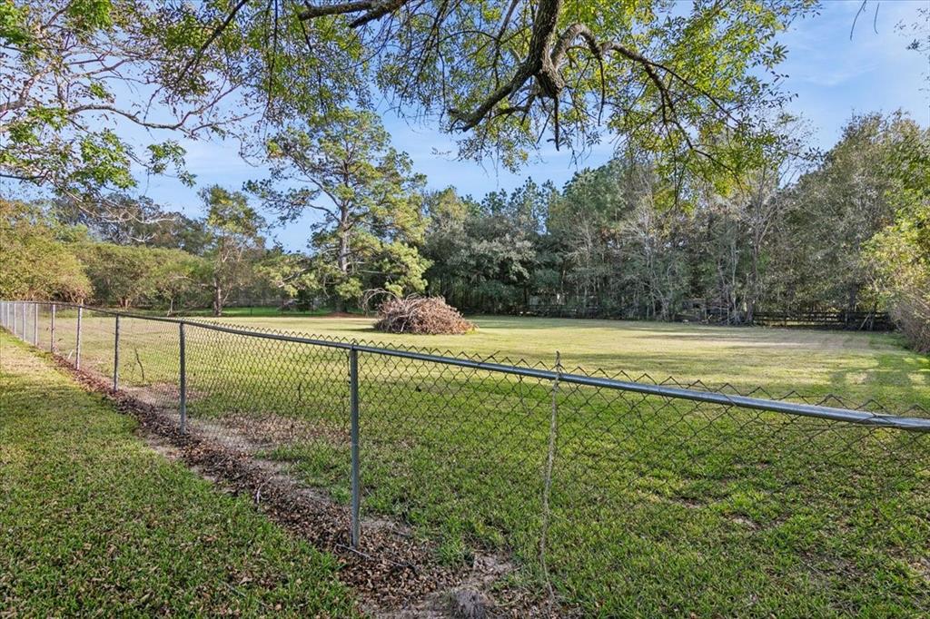 9977 Lawhon Road, Beaumont, Texas image 33