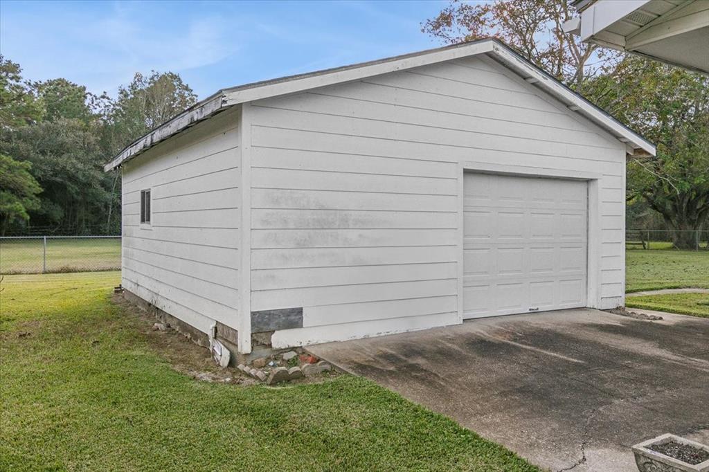 9977 Lawhon Road, Beaumont, Texas image 35