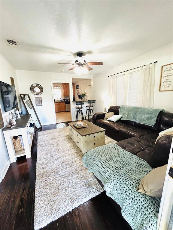 121 Banks Street, Columbus, Texas image 4