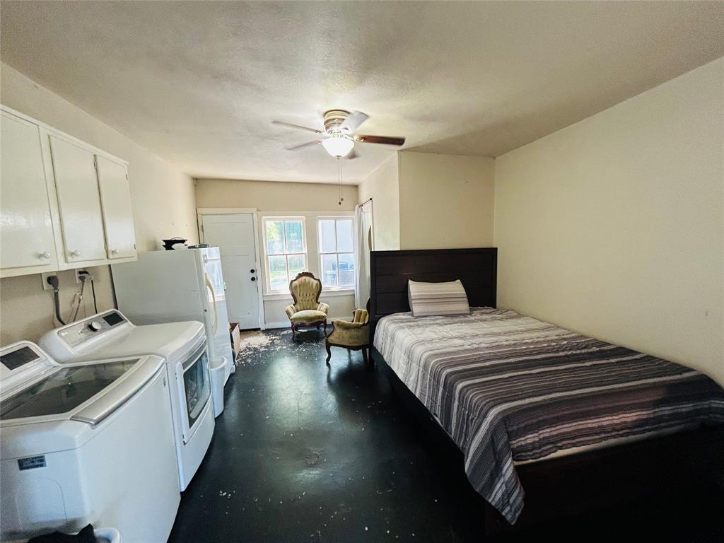 121 Banks Street, Columbus, Texas image 13