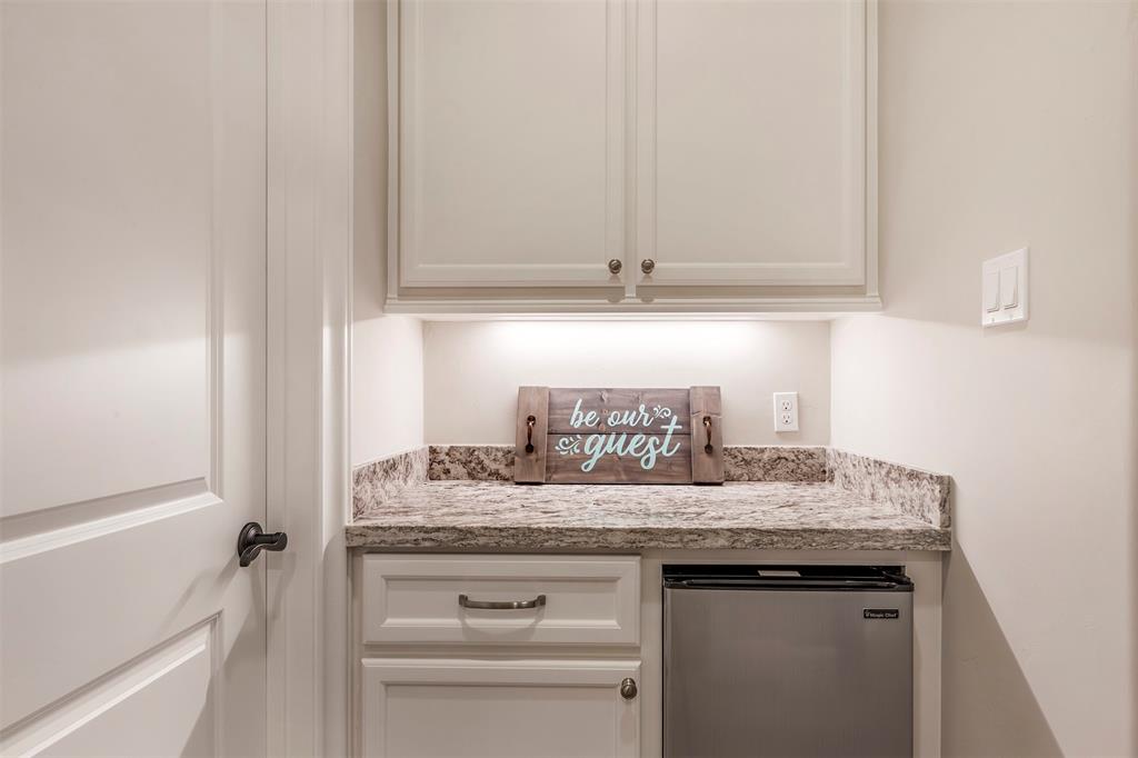 23306 Vista De Tres Lagos Drive, Spring, Texas image 38