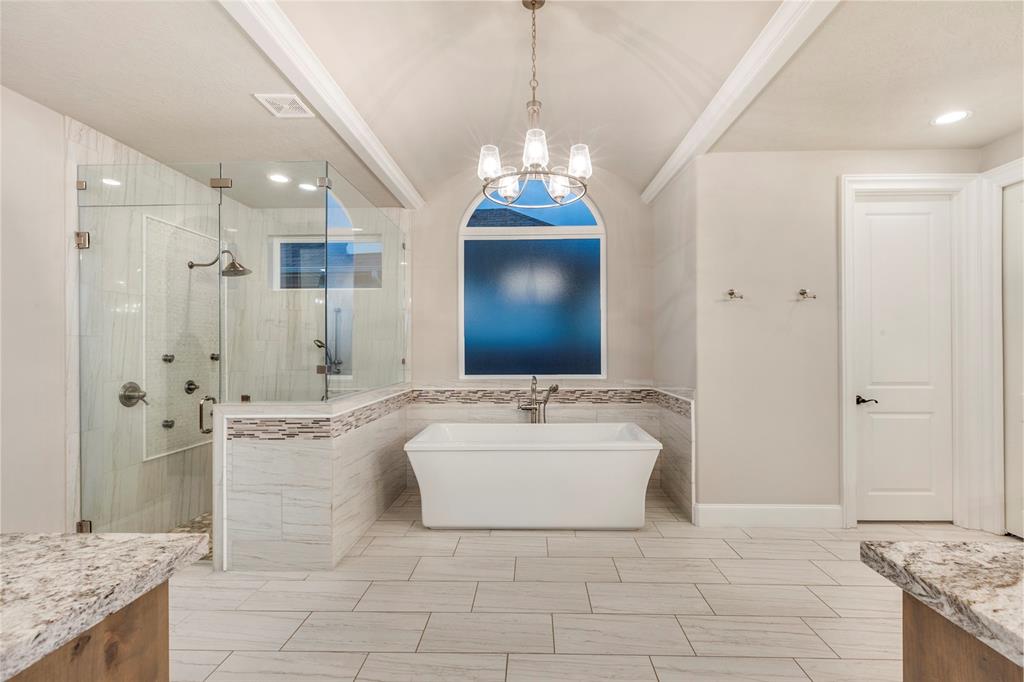23306 Vista De Tres Lagos Drive, Spring, Texas image 32