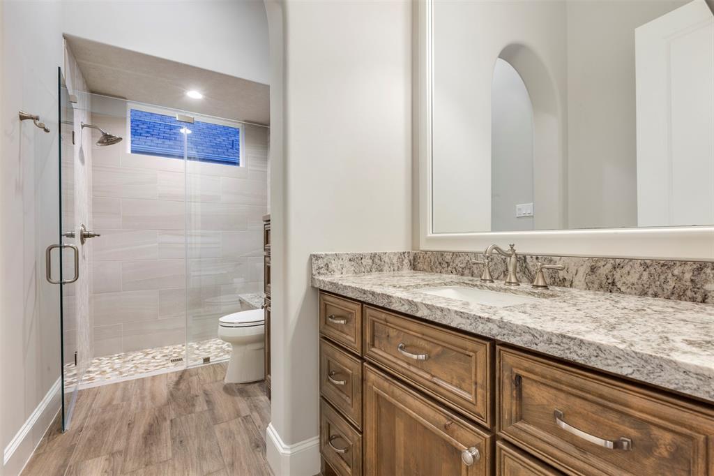 23306 Vista De Tres Lagos Drive, Spring, Texas image 36
