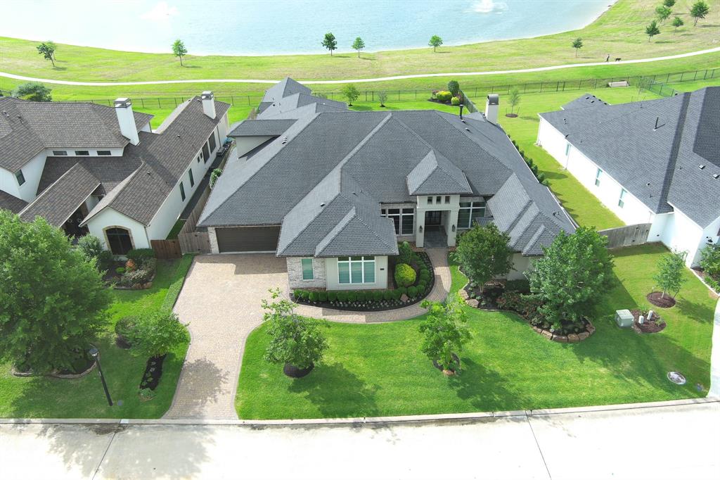 23306 Vista De Tres Lagos Drive, Spring, Texas image 7