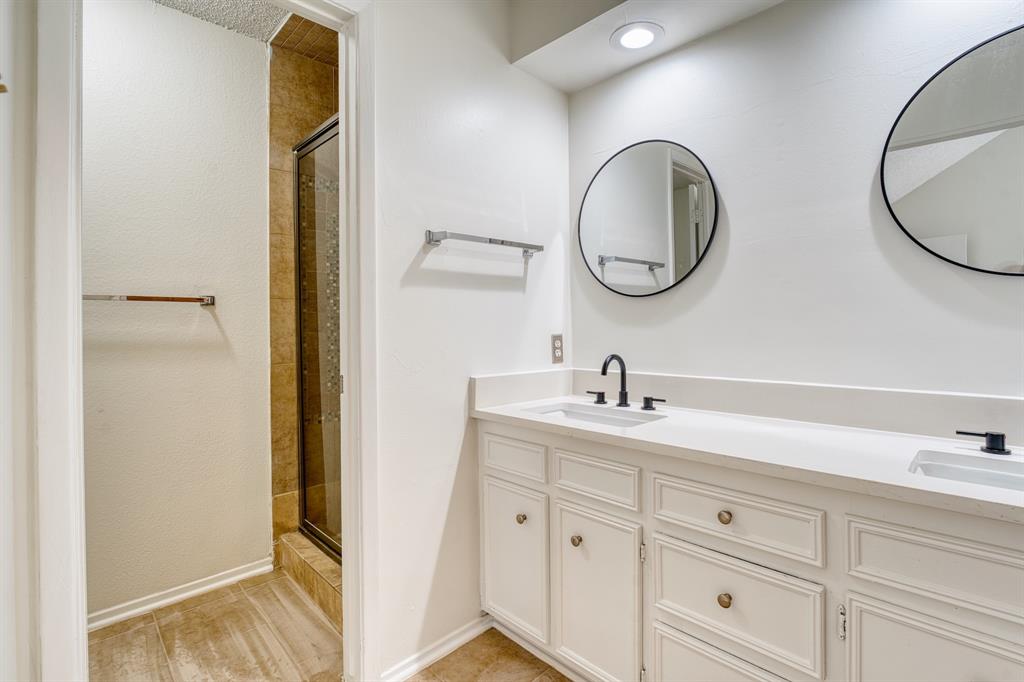 5860 Sampley Way #5860, Houston, Texas image 34