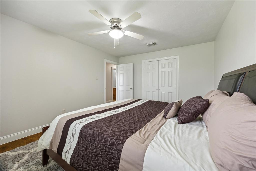2402 John Street, Pearland, Texas image 23
