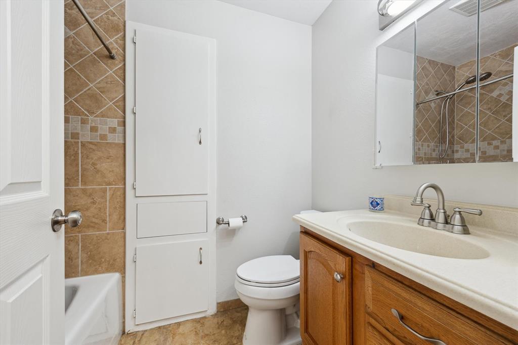 2402 John Street, Pearland, Texas image 24