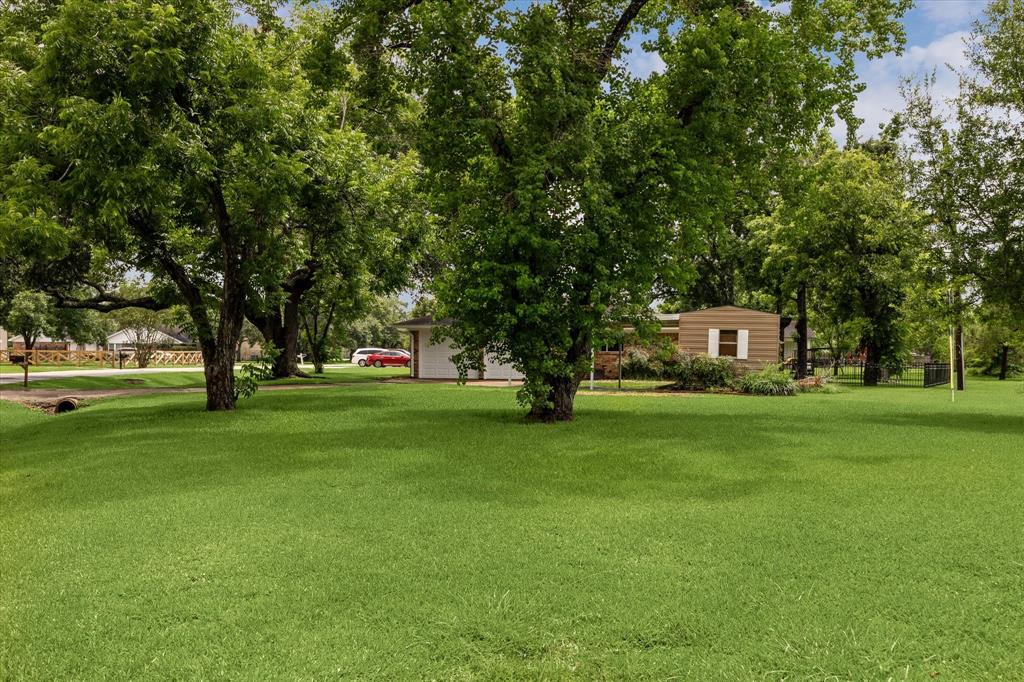 2402 John Street, Pearland, Texas image 30