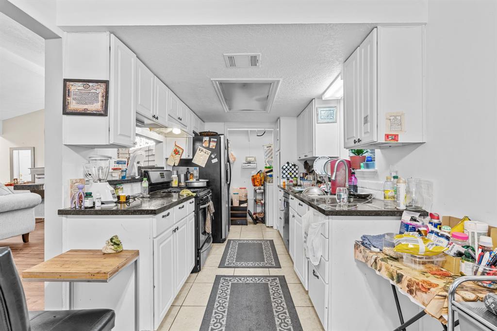 412 Land Grant Drive
