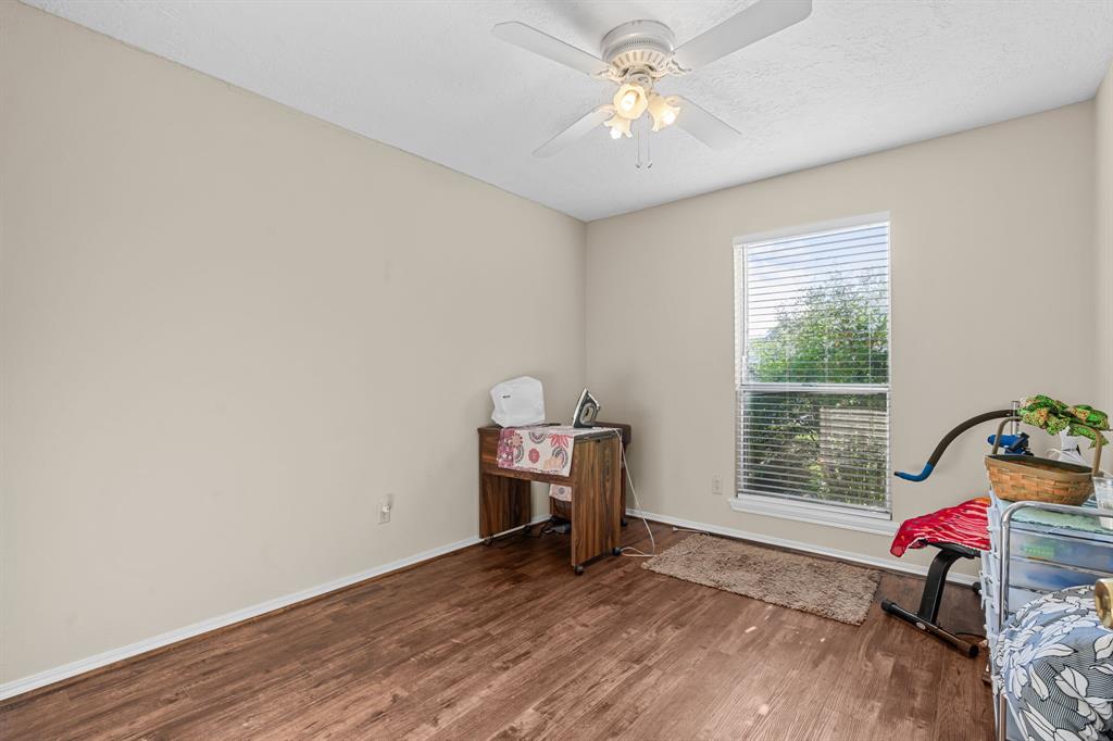 412 Land Grant Drive