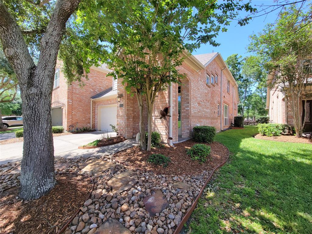 4035 Park Thicket