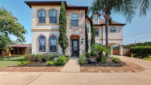 6207 S Rice Avenue Bellaire TX 77401