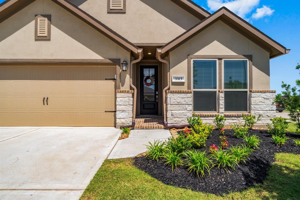 3315 Bristle Ridge Lane, Brookshire, Texas image 4