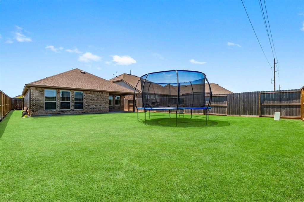 3315 Bristle Ridge Lane, Brookshire, Texas image 30
