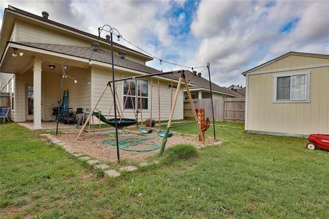 A home in Angleton