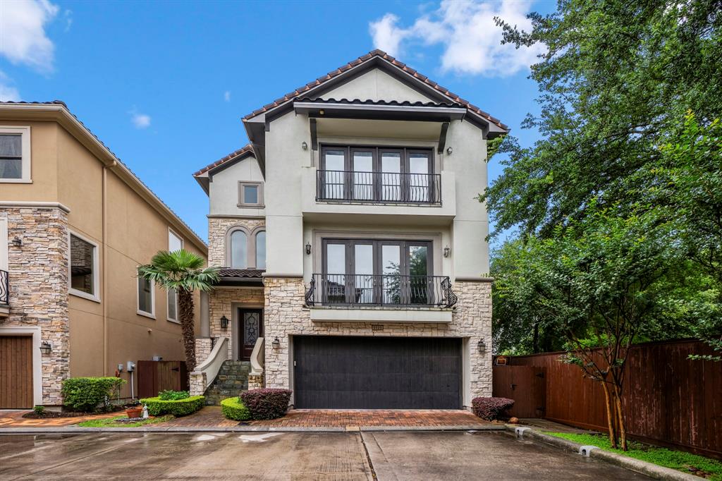 View Houston, TX 77081 townhome