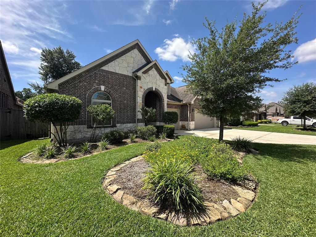 23423 Tavola Rosa Drive
