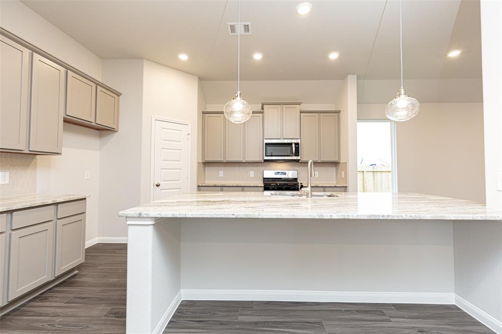 3029 Chestnut Lane, Brookshire, Texas image 10
