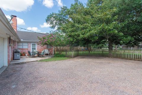 A home in Lake Jackson