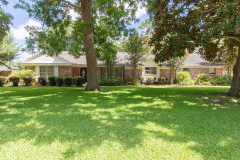 A home in Lake Jackson