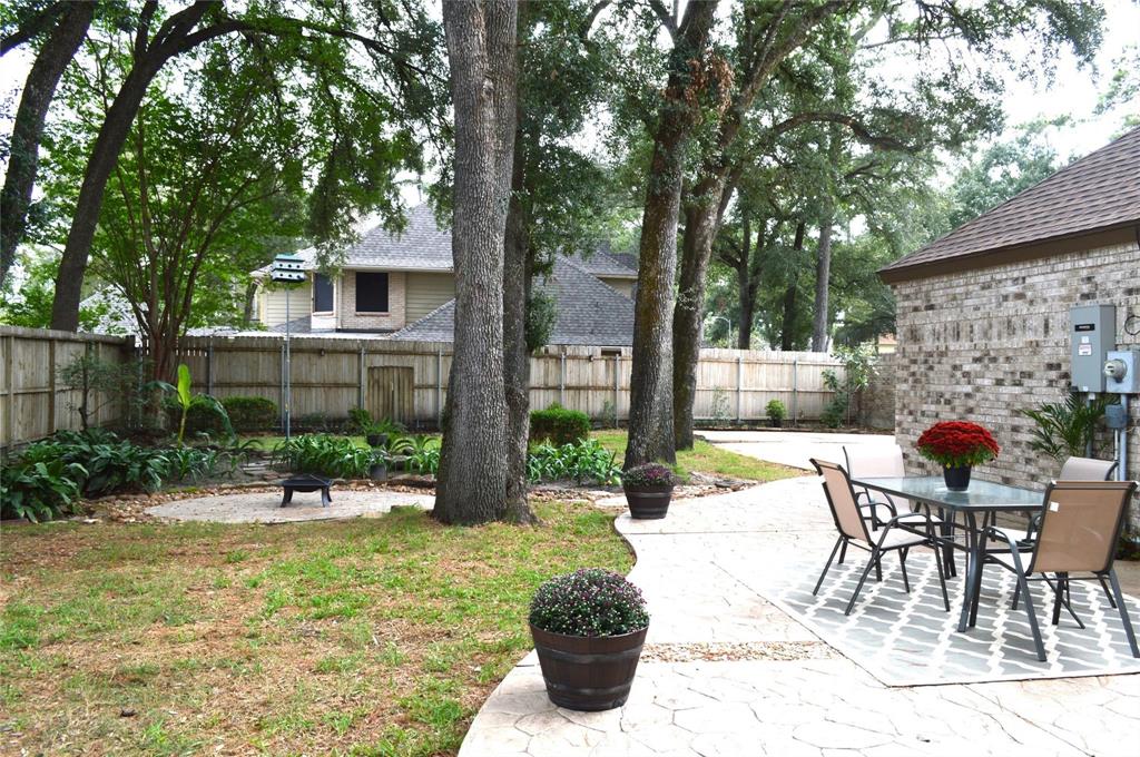 5819 Bayonne Drive, Spring, Texas image 4