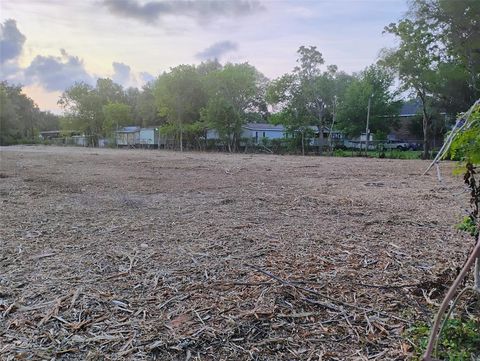 Photo of 0 Kansas Street, Fresno, TX 77545 (MLS # 15543225)