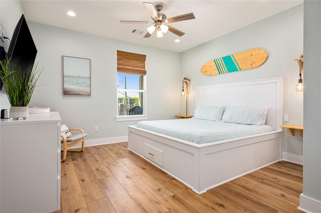 968 Pelican Lane, Crystal Beach, Texas image 34