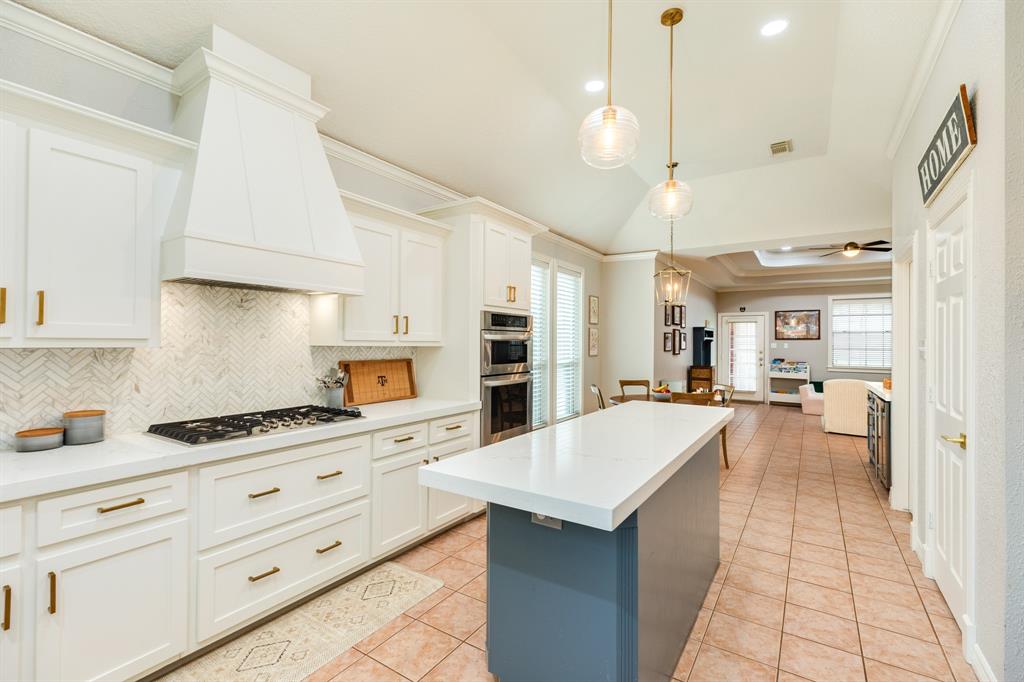 106 Paint Brush Street, Lake Jackson, Texas image 17