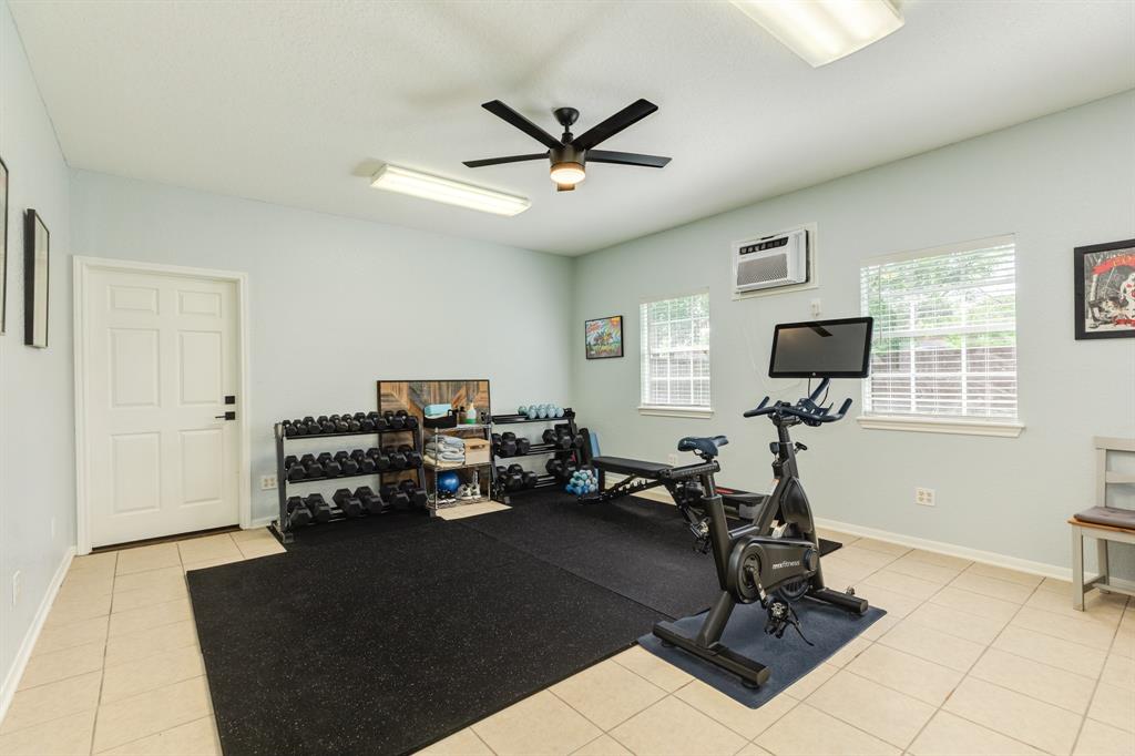 106 Paint Brush Street, Lake Jackson, Texas image 31