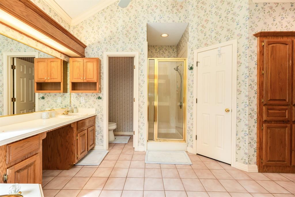 106 Paint Brush Street, Lake Jackson, Texas image 26