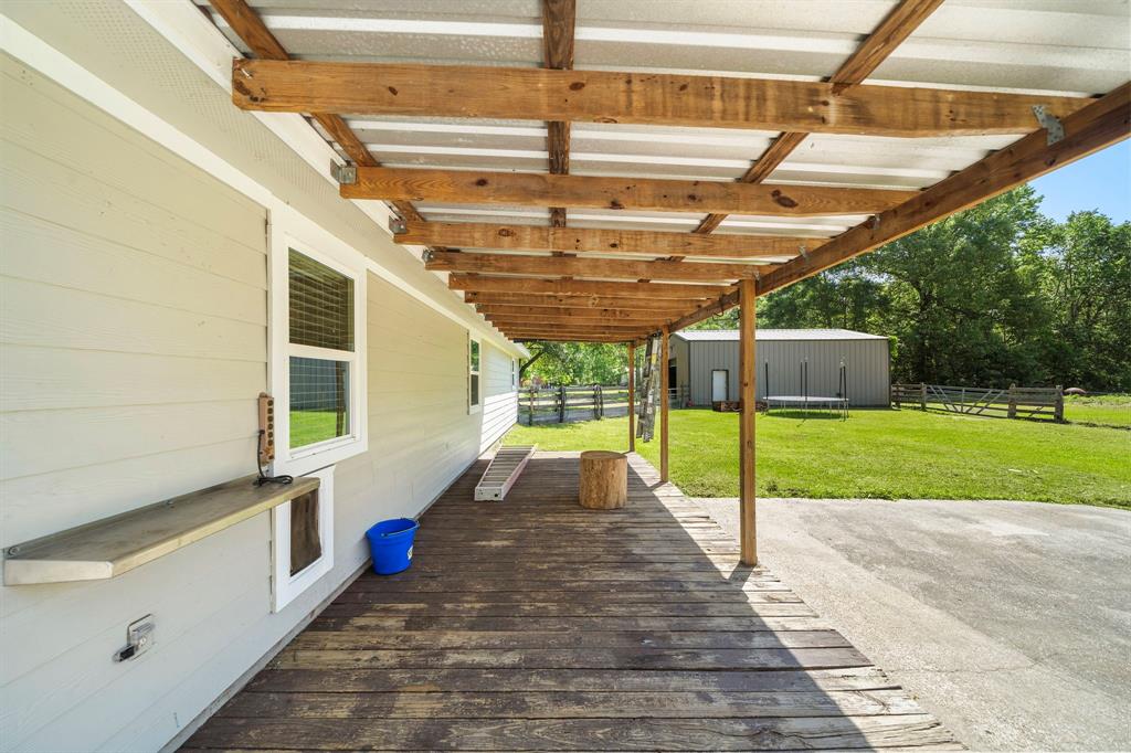 424 Hankamer Loop, Hankamer, Texas image 33