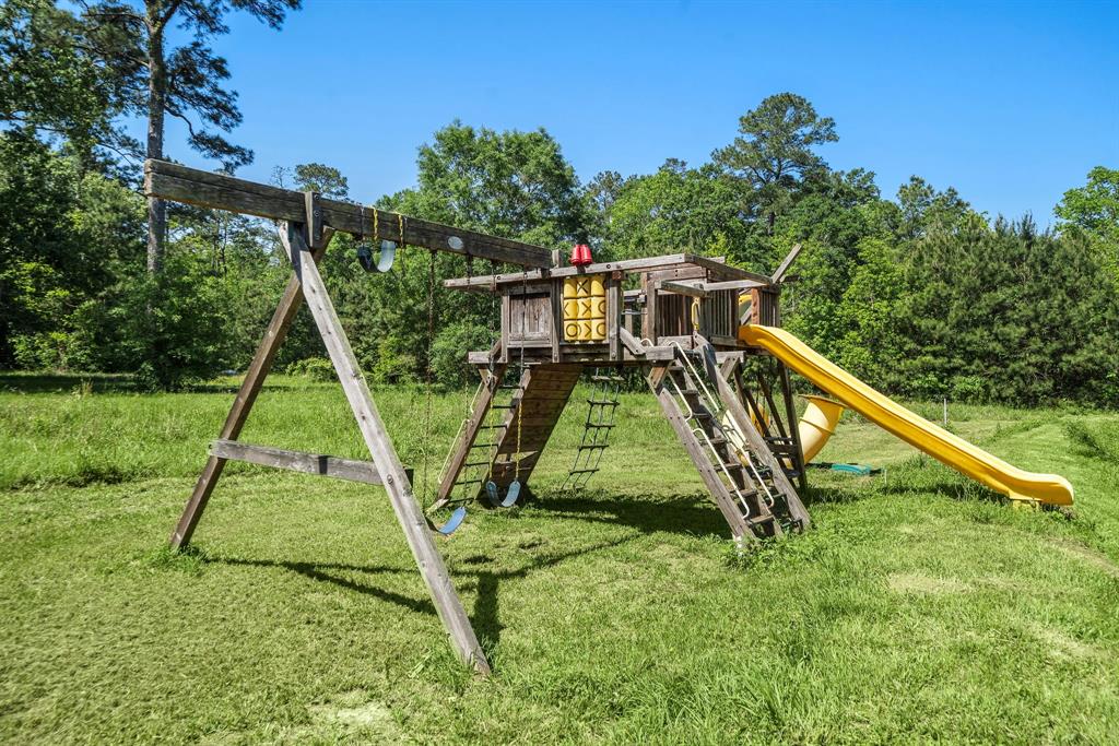 424 Hankamer Loop, Hankamer, Texas image 38