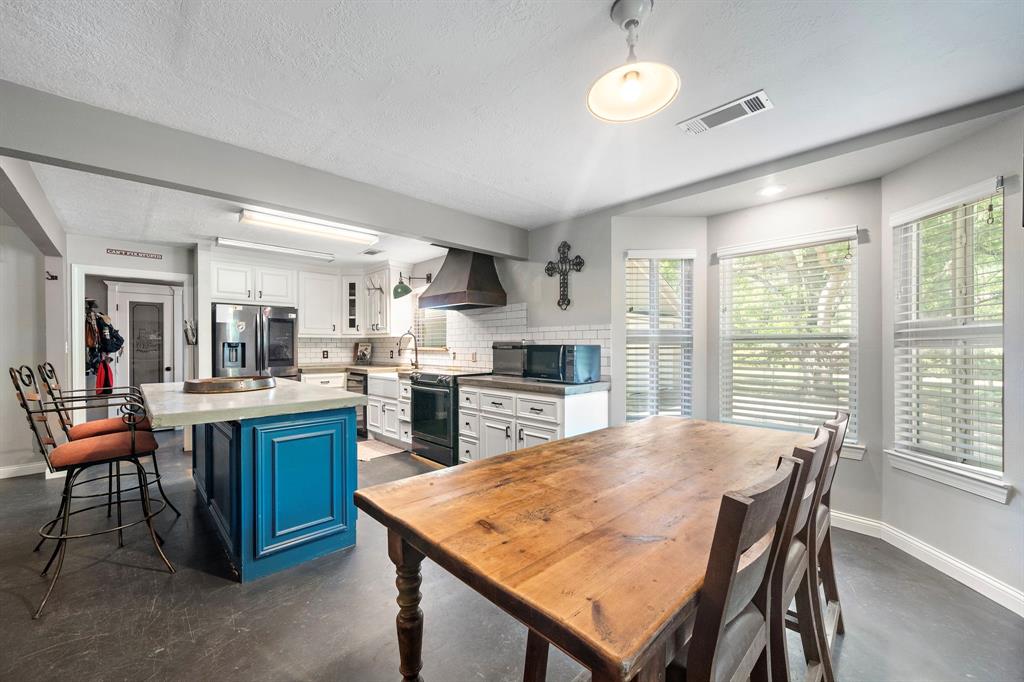424 Hankamer Loop, Hankamer, Texas image 16