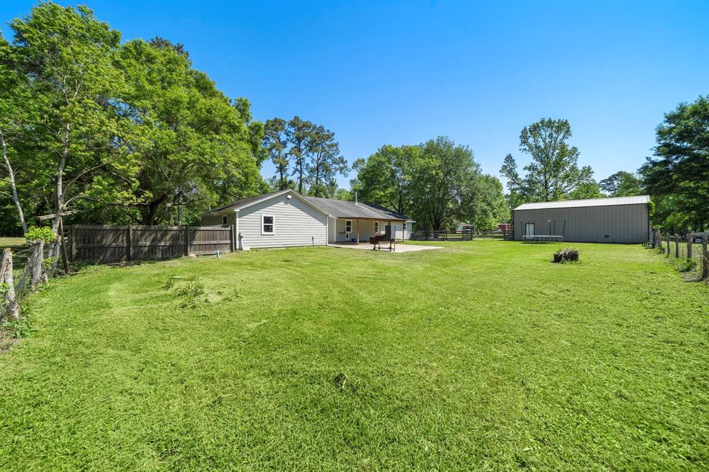 424 Hankamer Loop, Hankamer, Texas image 43