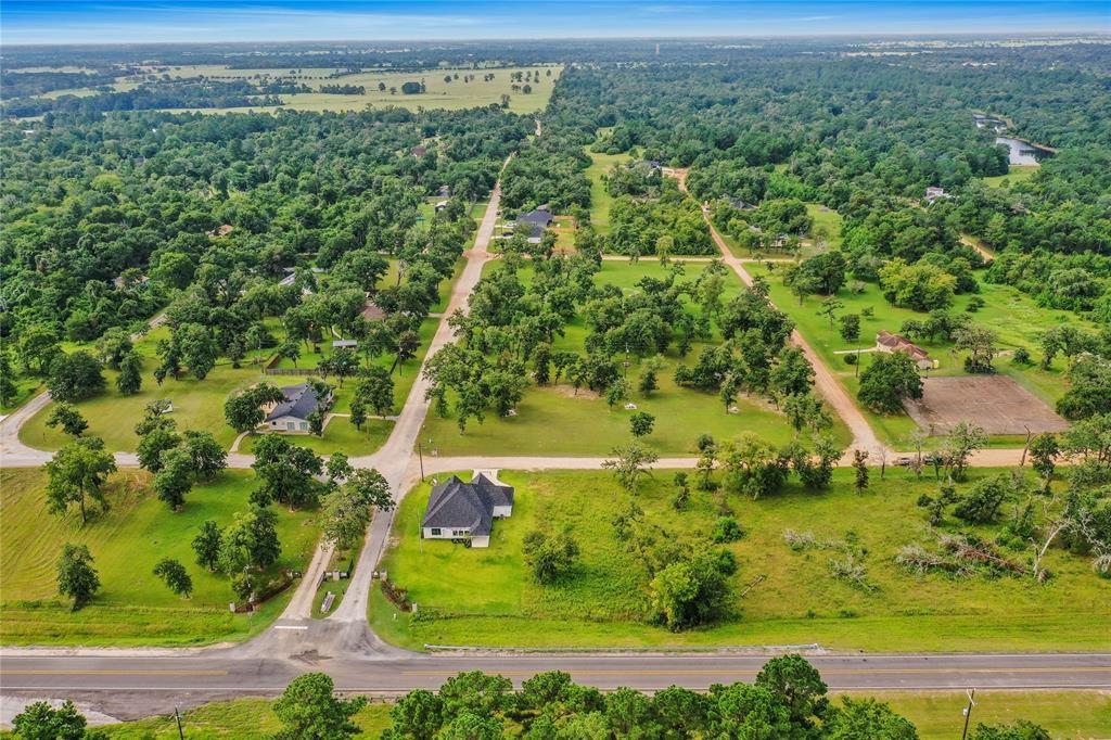 Red Oak Drive, Hempstead, Texas image 13