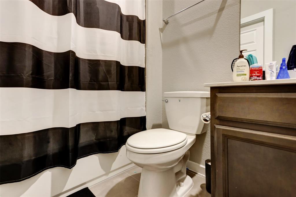 4910 Magnolia Springs Drive, Pearland, Texas image 32