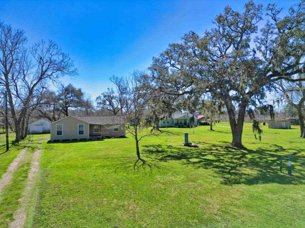 6531 Live Oak Drive, Jones Creek, Texas image 26