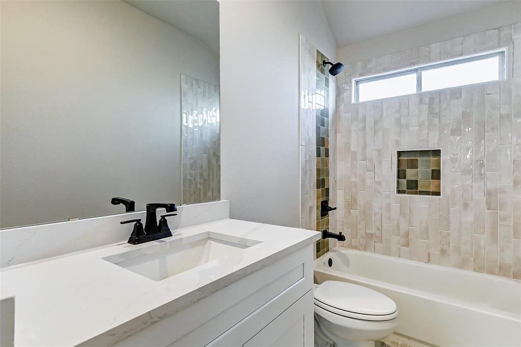 6411 Pomona Court, Rosharon, Texas image 12