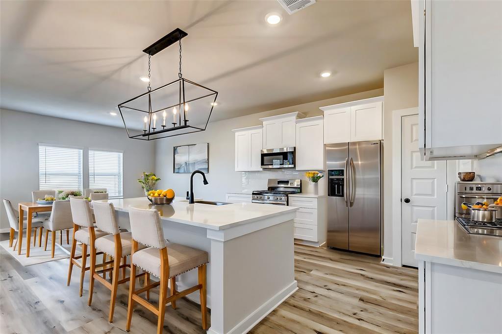 6411 Pomona Court, Rosharon, Texas image 4